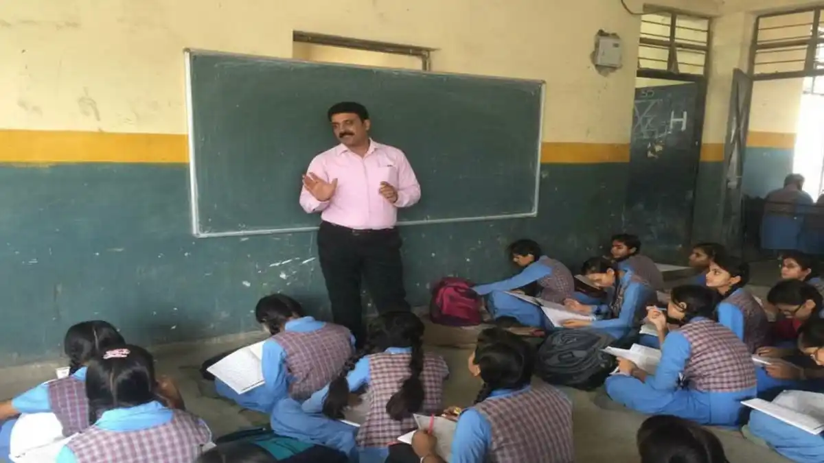हरियाणा के सरकारी स्कूलों में 819 मुख्याध्यापक के पद खाली, फिर भी पदोन्नति का इंतजार कर रहे शिक्षक